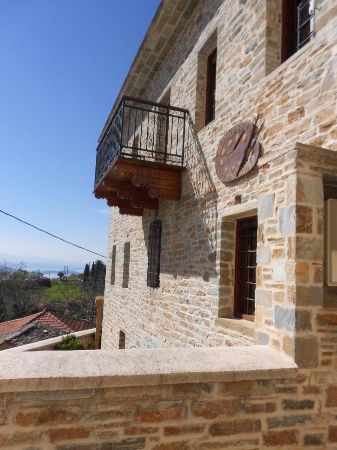 Hotel Xenonas Ton Chromaton Lavkos Exterior foto