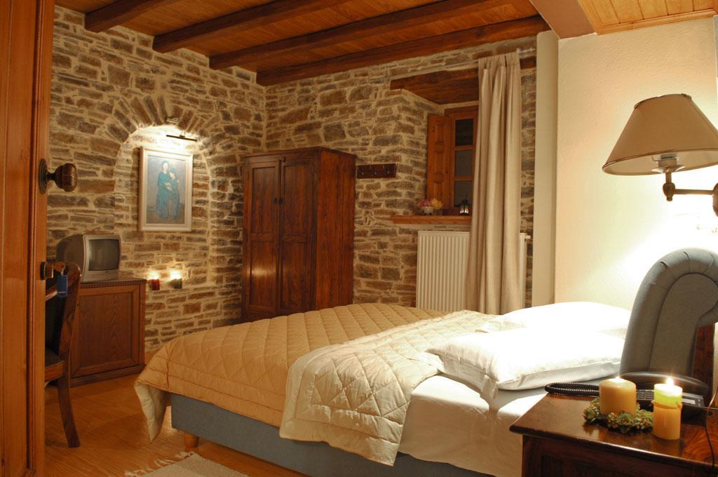 Hotel Xenonas Ton Chromaton Lavkos Exterior foto